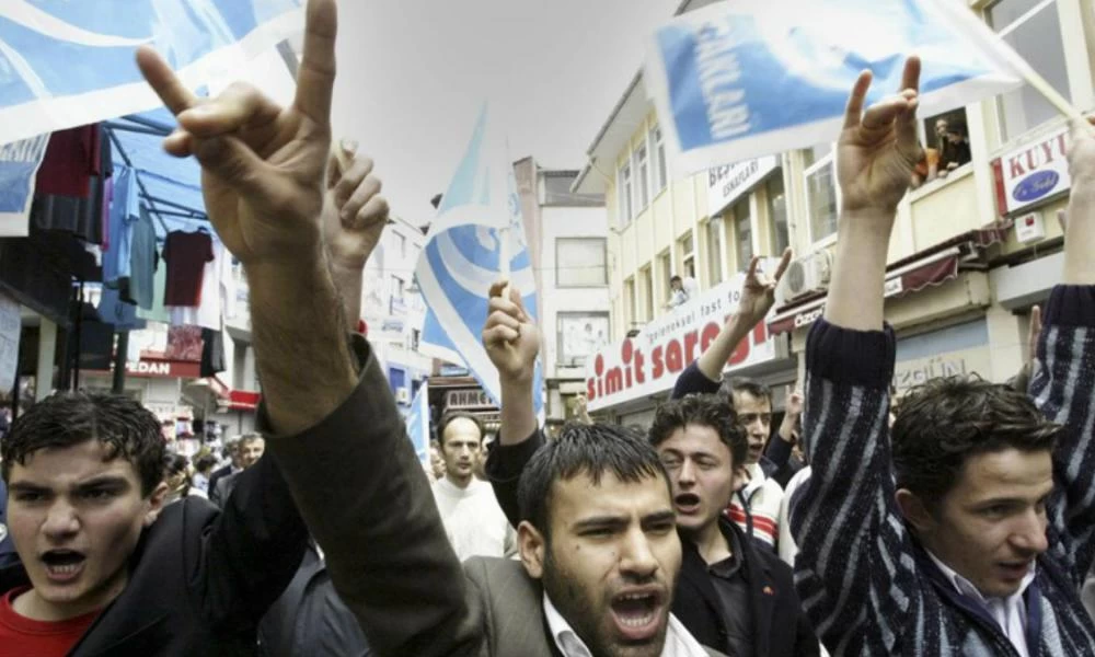 Γαλλικό περιοδικό: Οι στρατιώτες του Ερντογάν στην Ευρώπη